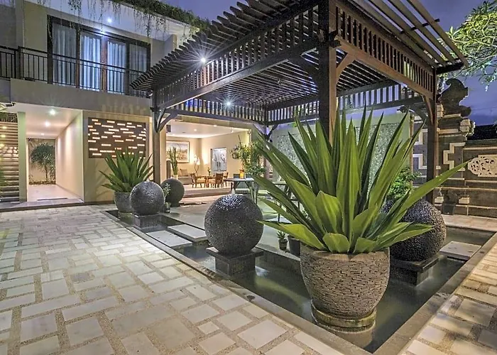 D'penjor Hotel 4*