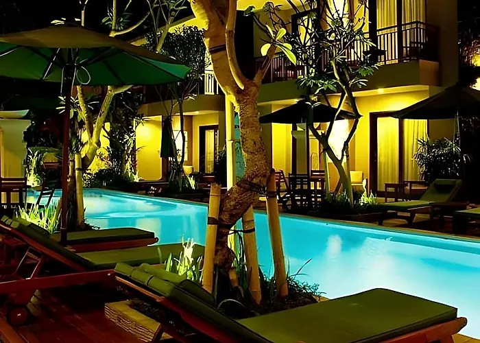 D'penjor Seminyak (Bali)